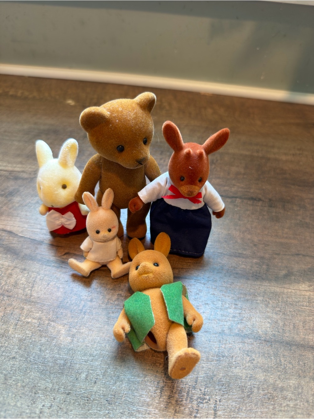 Vintage 1:12 Dollhouse Miniature Flocked Figures Lot of 5 Bear & Rabbits